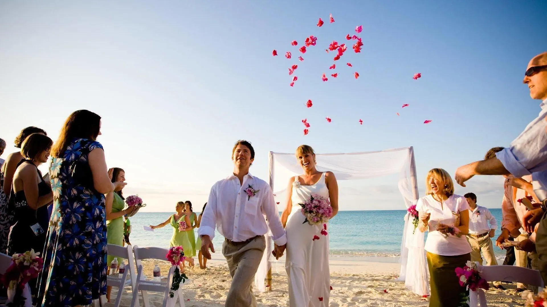 The Regent Grand Hotel Grace Bay