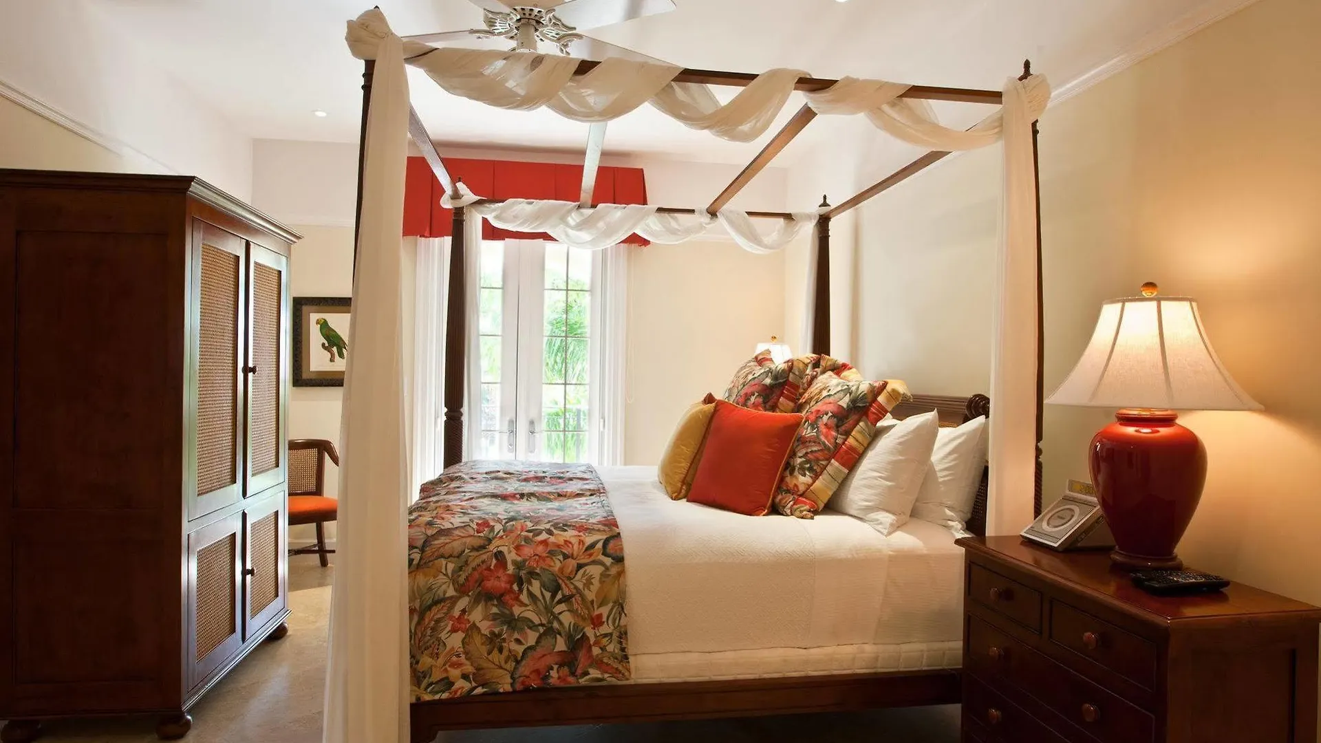 Resort The Regent Grand Hotel Grace Bay